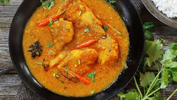 Fish Jhaal Jhol Recipe - মাছের ঝাল ঝোল রেসিপি - Porom পরম